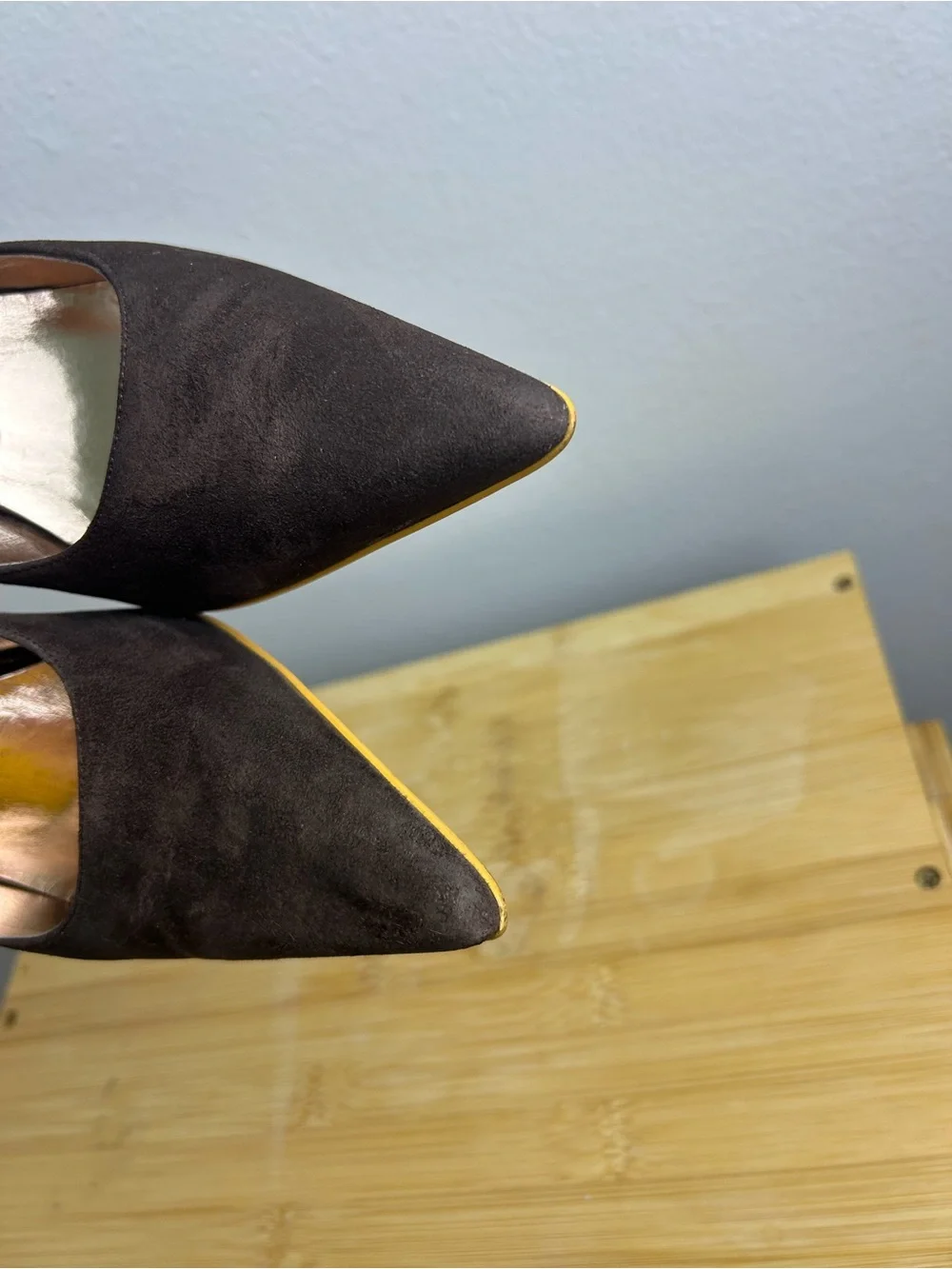Colin Stuart Women’s Size 7.5B Brown Suede Pointed-Toe Pumps